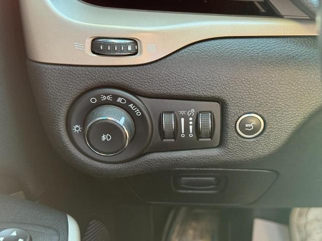 2018 Jeep Cherokee Limited FWD