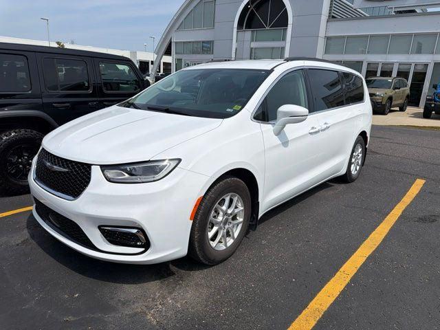 2022 Chrysler Pacifica Touring L for sale in Grand Blanc, MI