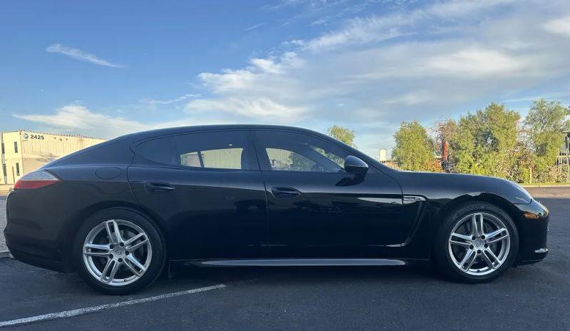 2012 Porsche Panamera 4