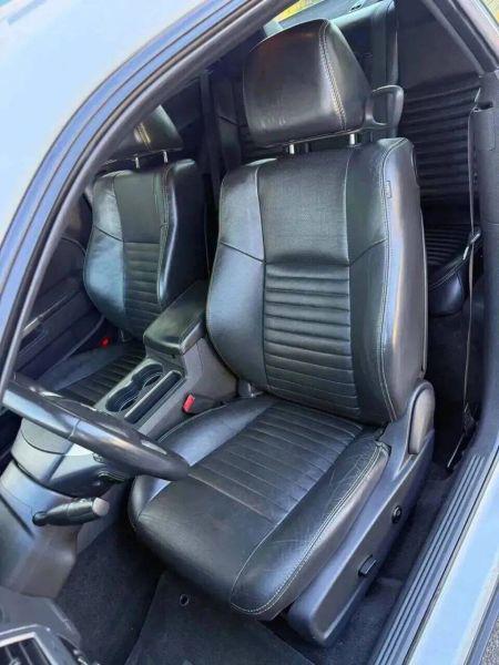 2012 Dodge Challenger R/T