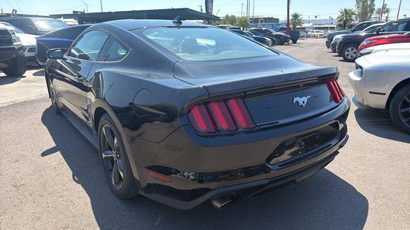 2021 Ford Mustang Base