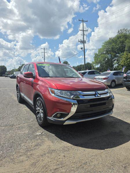 2016 Mitsubishi Outlander SE for sale in Memphis, TN