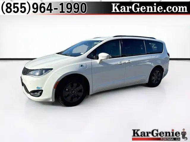 2020 Chrysler Pacifica Hybrid Limited for sale in Fontana, CA