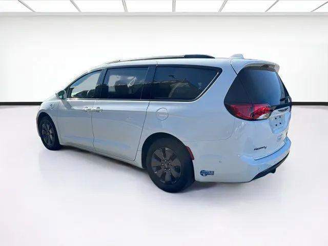 2020 Chrysler Pacifica Hybrid Limited