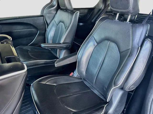 2020 Chrysler Pacifica Hybrid Limited