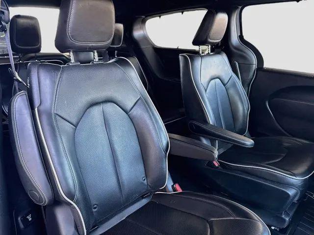 2020 Chrysler Pacifica Hybrid Limited