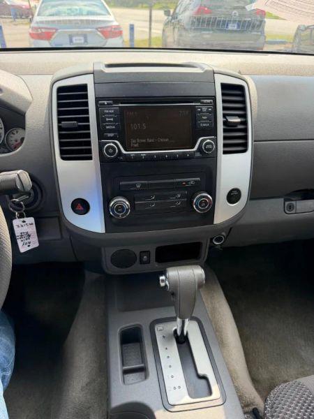 2015 Nissan Frontier Desert Runner