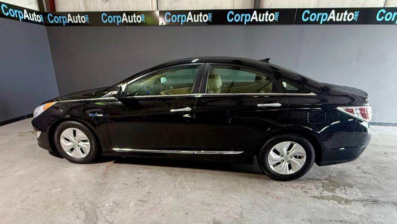 2013 Hyundai Sonata Hybrid Base for sale in Cleveland, GA