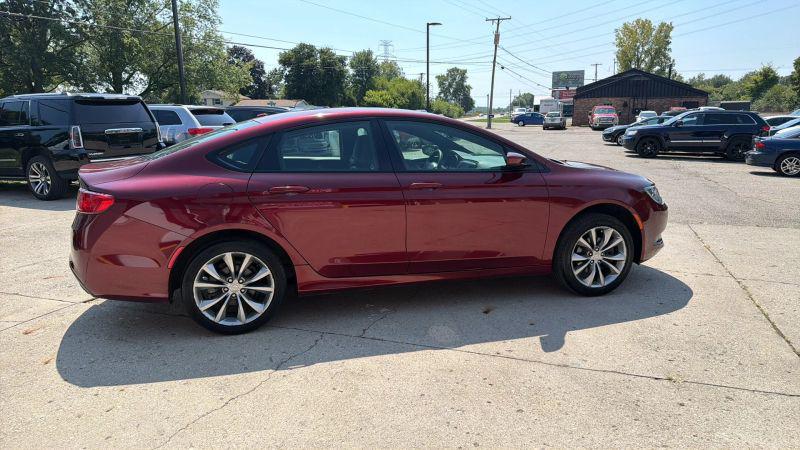 2015 Chrysler 200 S