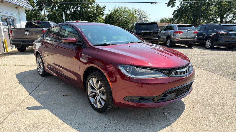 2015 Chrysler 200 S