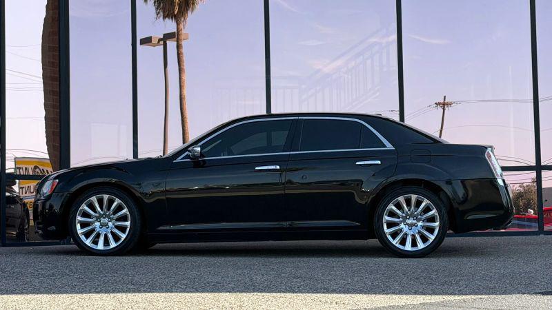 2014 Chrysler 300 Uptown Edition