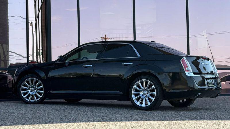 2014 Chrysler 300 Uptown Edition