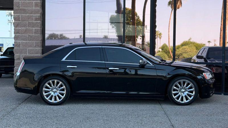 2014 Chrysler 300 Uptown Edition