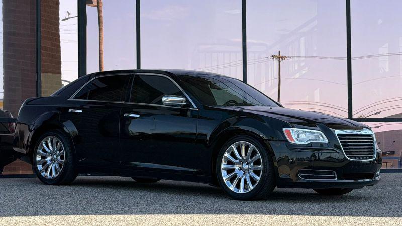 2014 Chrysler 300 Uptown Edition