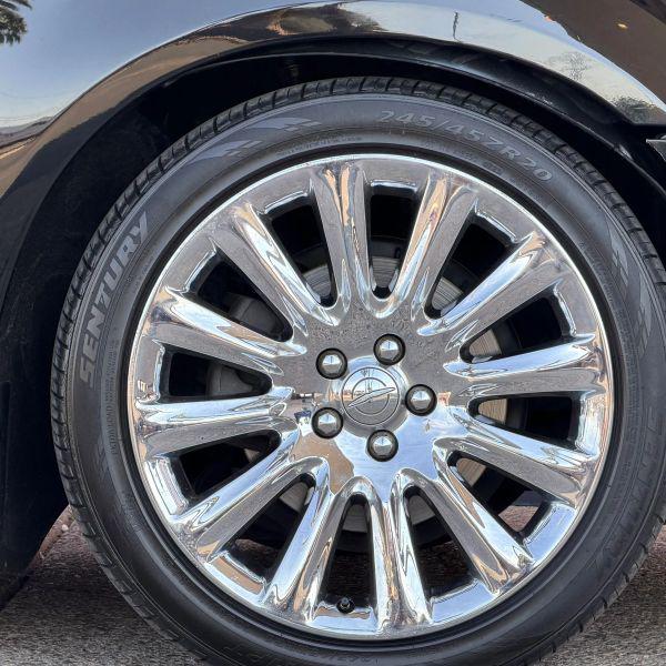 2014 Chrysler 300 Uptown Edition