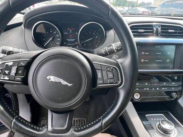 2017 Jaguar F-PACE 35t Premium