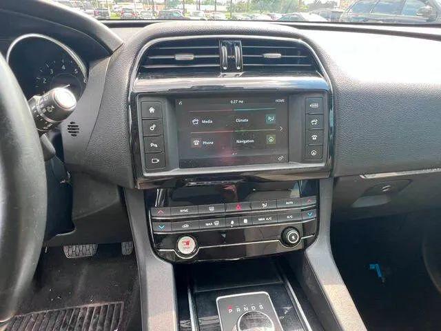 2017 Jaguar F-PACE 35t Premium