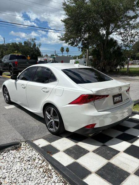 2018 Lexus IS 300 300