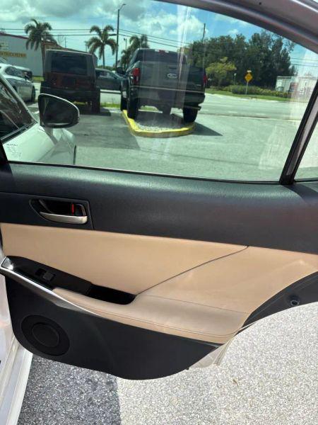 2018 Lexus IS 300 300