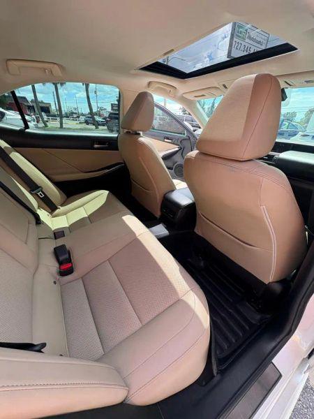 2018 Lexus IS 300 300