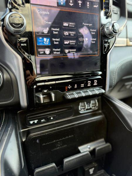 2019 Ram 1500 Limited Crew Cab 4x4 57 Box