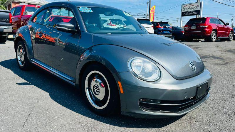 2013 Volkswagen Beetle 2.5L for sale in Harrisonburg, VA