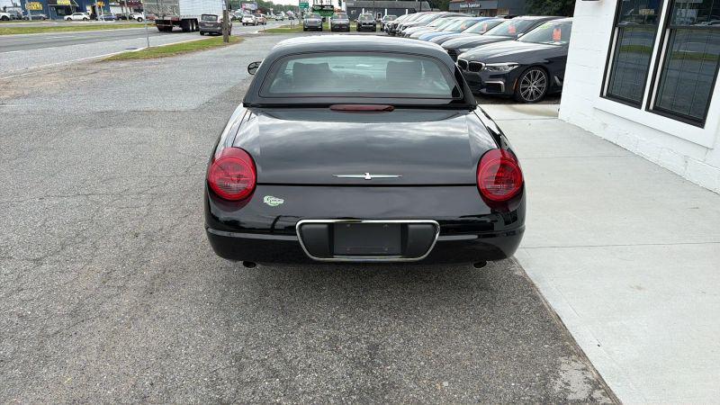 2003 Ford Thunderbird Base