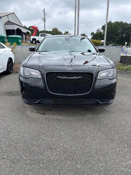 2023 Chrysler 300 Touring