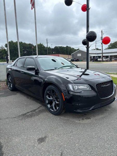 2023 Chrysler 300 Touring