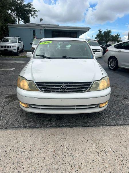 2004 Toyota Avalon XL for sale in West Palm Beach, FL