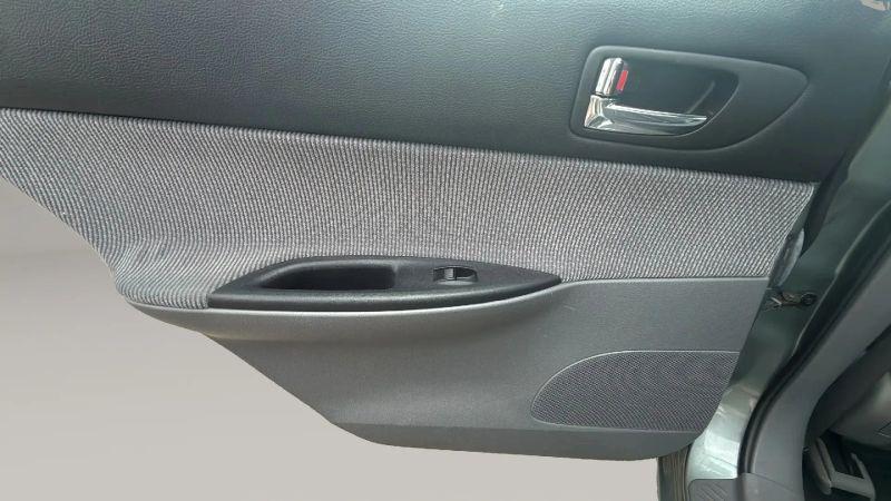 2004 Mazda Mazda6 i