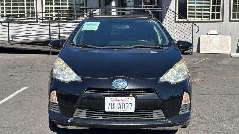 2013 Toyota Prius c Three