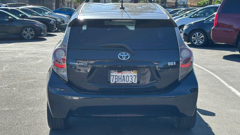 2013 Toyota Prius c Three