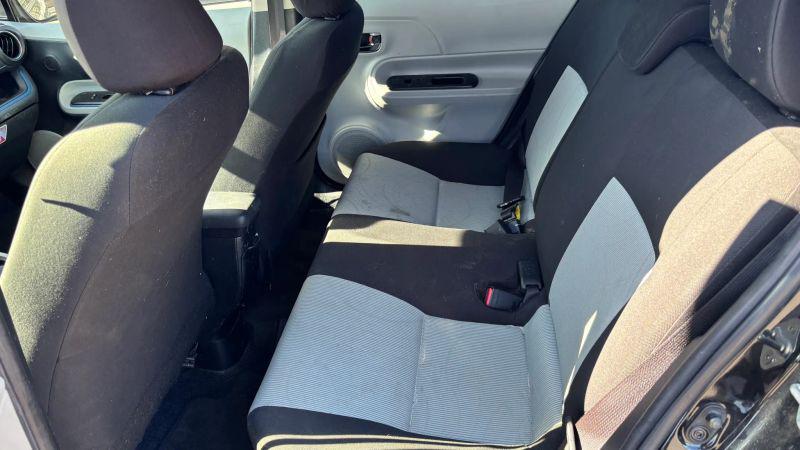 2013 Toyota Prius c Three