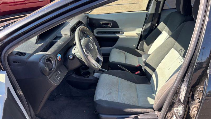 2013 Toyota Prius c Three