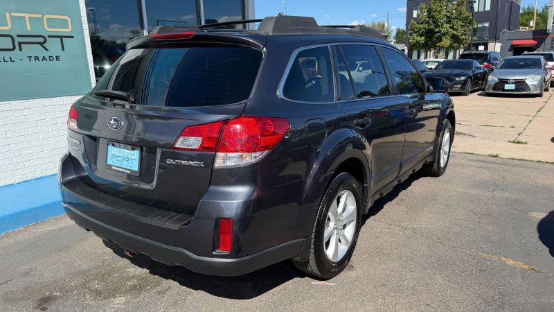 2013 Subaru Outback 2.5i Premium