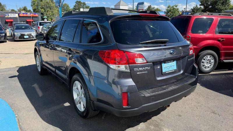 2013 Subaru Outback 2.5i Premium