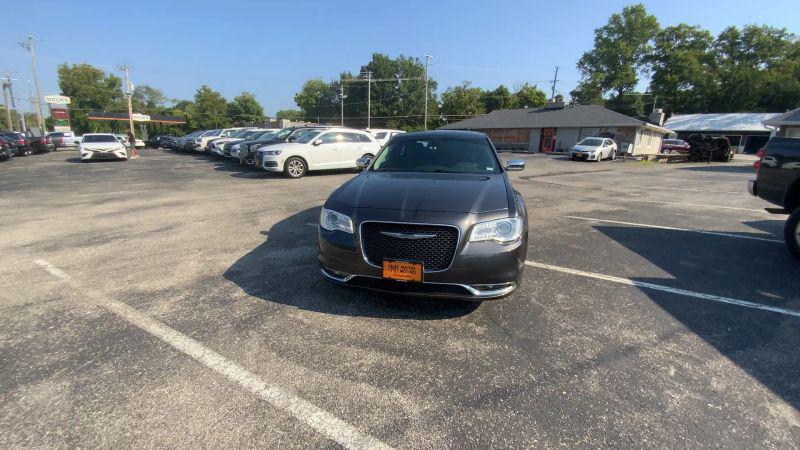 2019 Chrysler 300 Limited