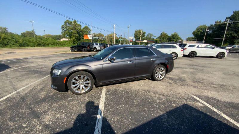 2019 Chrysler 300 Limited