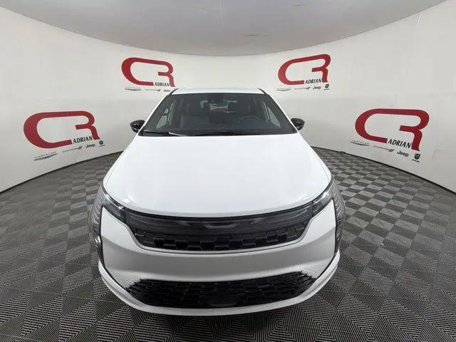 2027 Chrysler Pacifica Select Van 4D