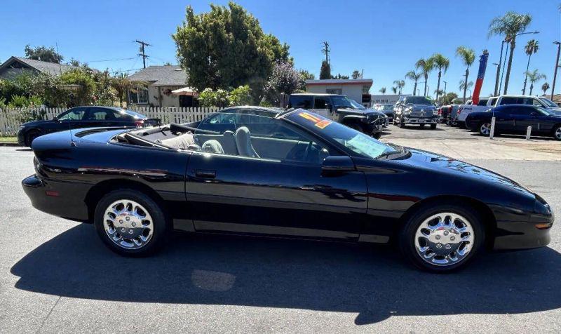1997 Chevrolet Camaro Base