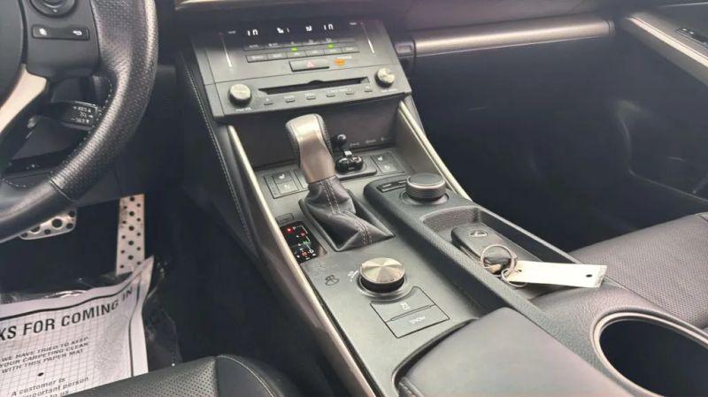 2015 Lexus IS 250