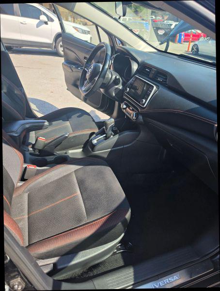 2020 Nissan Versa SR Xtronic CVT