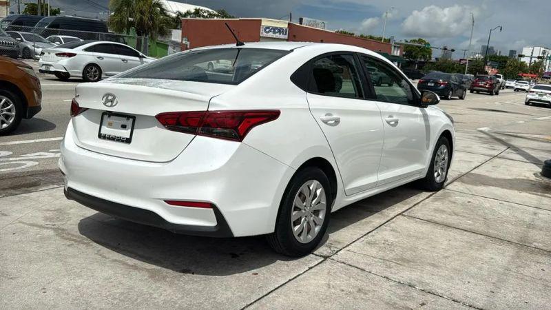 2021 Hyundai Accent SE