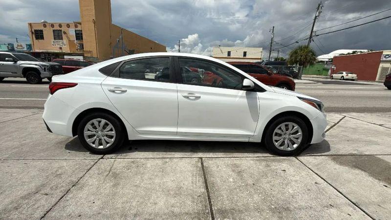 2021 Hyundai Accent SE