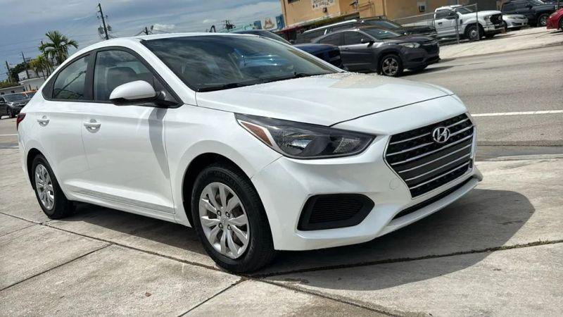 2021 Hyundai Accent SE