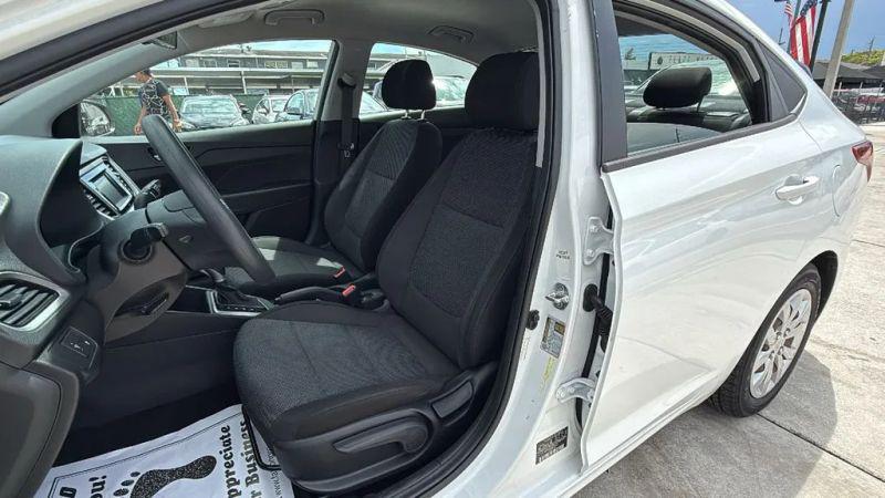 2021 Hyundai Accent SE