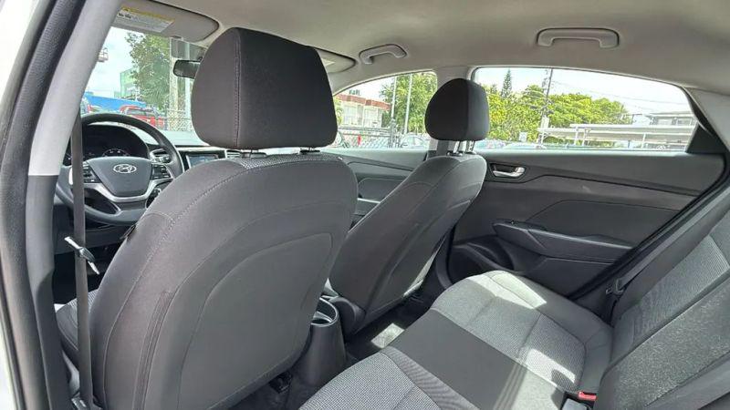 2021 Hyundai Accent SE