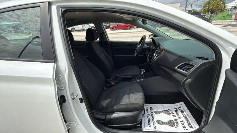 2021 Hyundai Accent SE