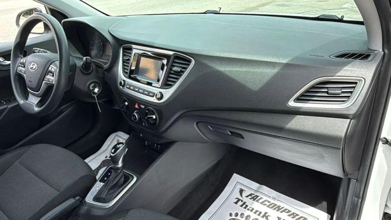 2021 Hyundai Accent SE
